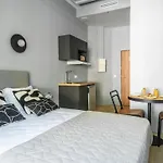 Petit Studio Paisible 17Eme Arondissement